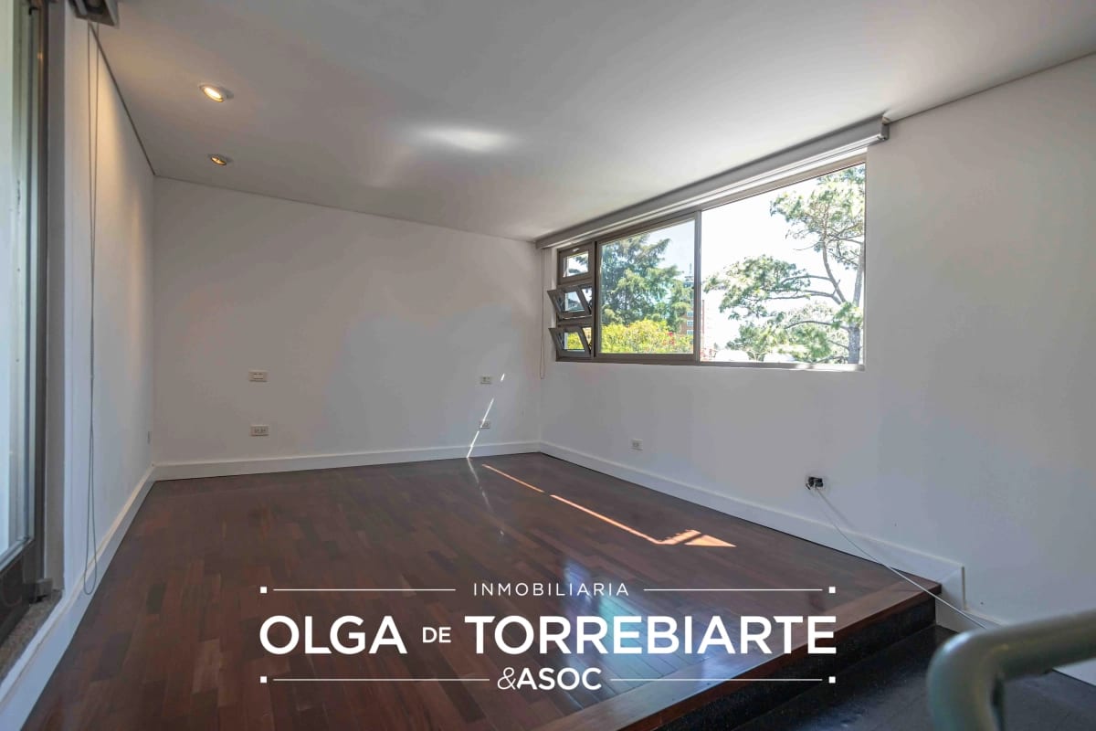 Loft en Colonia Oakland, Zona 10 — Apartamento en Alquiler en Zona 10, Guatemala, Ciudad — foto 9 de 10