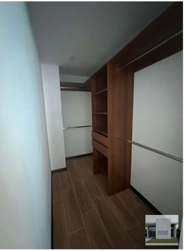 ESSENZA Zona 13, Alquiler Apartamento Un Dormitorio - 3