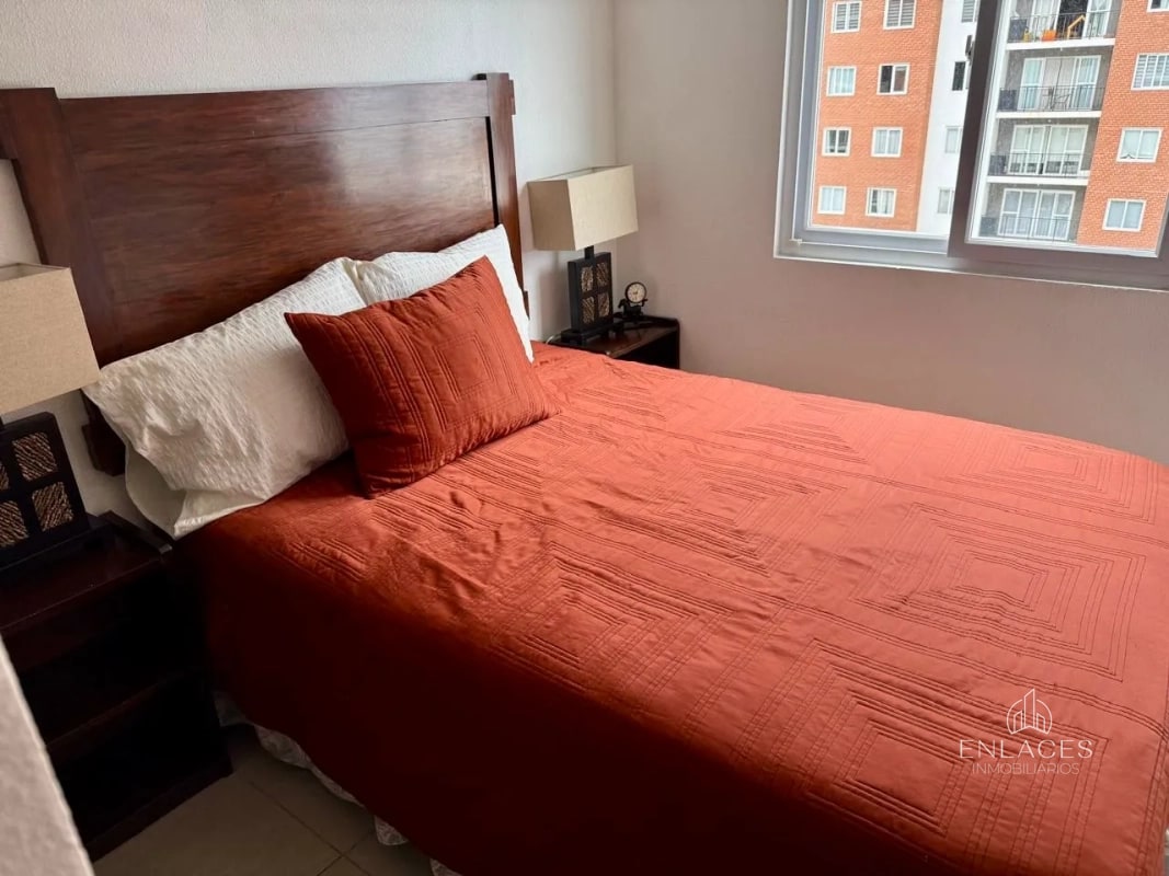 Zona 11 • Apartamento en Renta • Edificio Parque 11 • Semiamueblado - 12