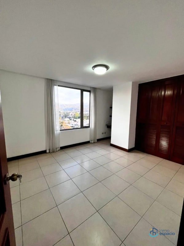 Penthouse en Alquiler – Zona 10 - 13