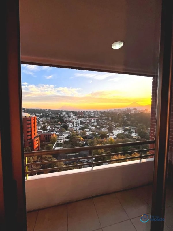 Penthouse en Alquiler – Zona 10 - 8
