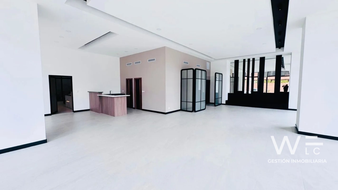 ALQUILO APARTAMENTO NUEVO ZONA 10 - 3