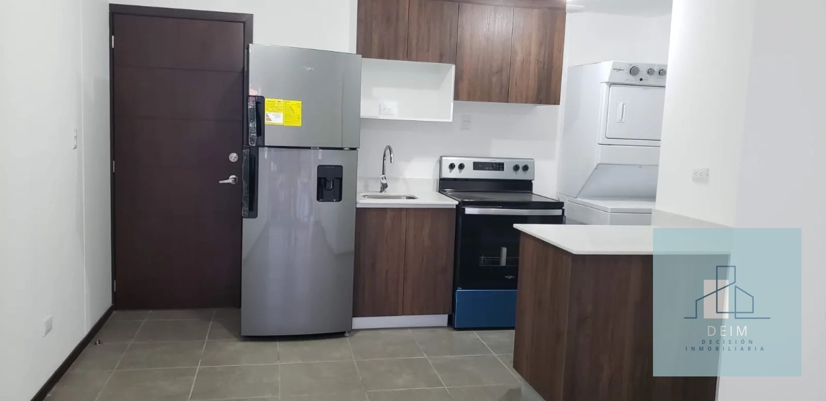 APARTAMENTO EN RENTA ZONA 3 - 1