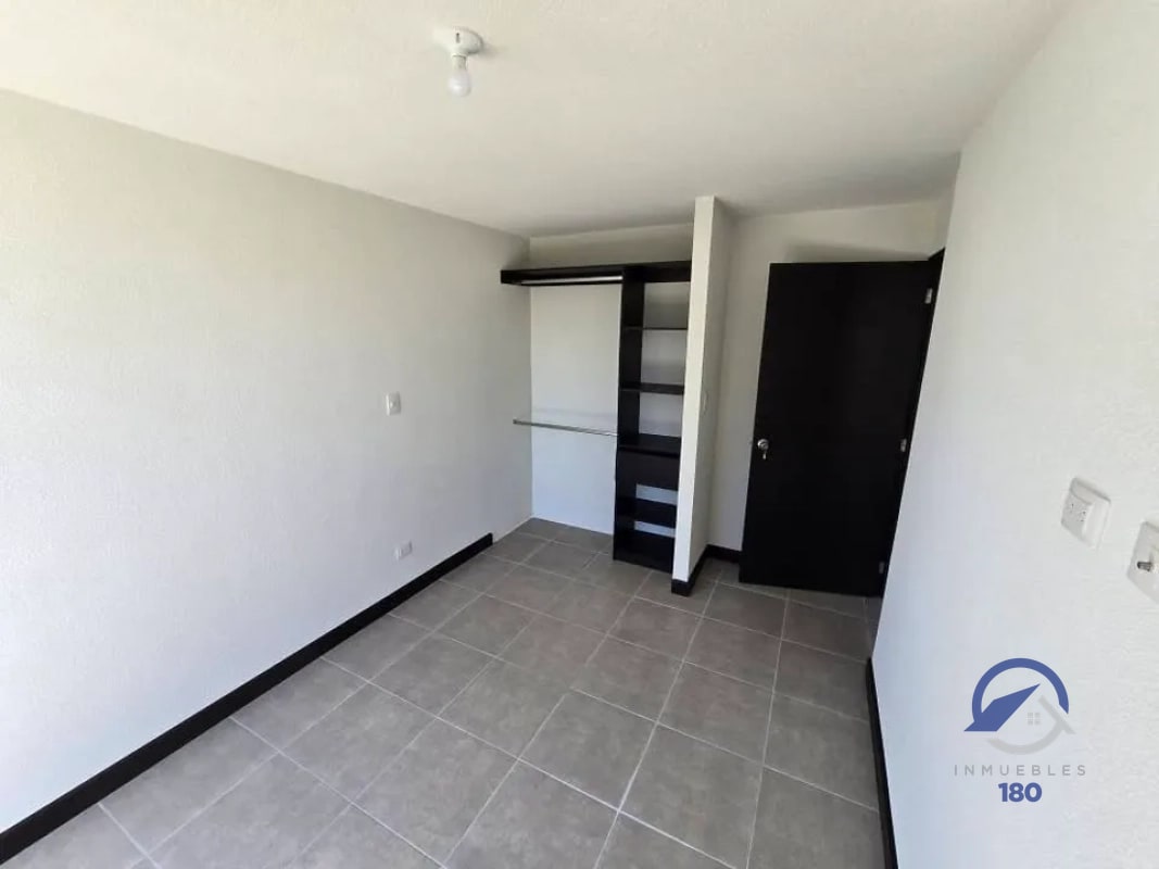Apartamento en renta en Esenta Apartamentos, zona 12, cerca de la USAC - 12