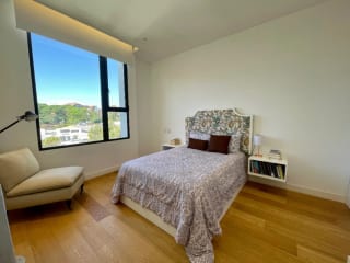 APARTAMENTO VENTA ZONA 10, MARANTA OAKLAND , 2 DORMITORIOS, SALA FAMILIAR, 2 PARQUEOS , BODEGA + DORMITORIO DE SERVICIO $550,000 + IMPUESTOS — Apartamento en Venta en Zona 10, Guatemala, Ciudad — miniatura 7 de 17