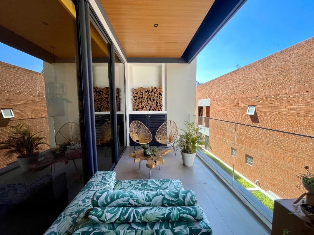 APARTAMENTO VENTA ZONA 10, MARANTA OAKLAND , 2 DORMITORIOS, SALA FAMILIAR, 2 PARQUEOS , BODEGA + DORMITORIO DE SERVICIO $550,000 + IMPUESTOS — Apartamento en Venta en Zona 10, Guatemala, Ciudad — foto 11 de 17