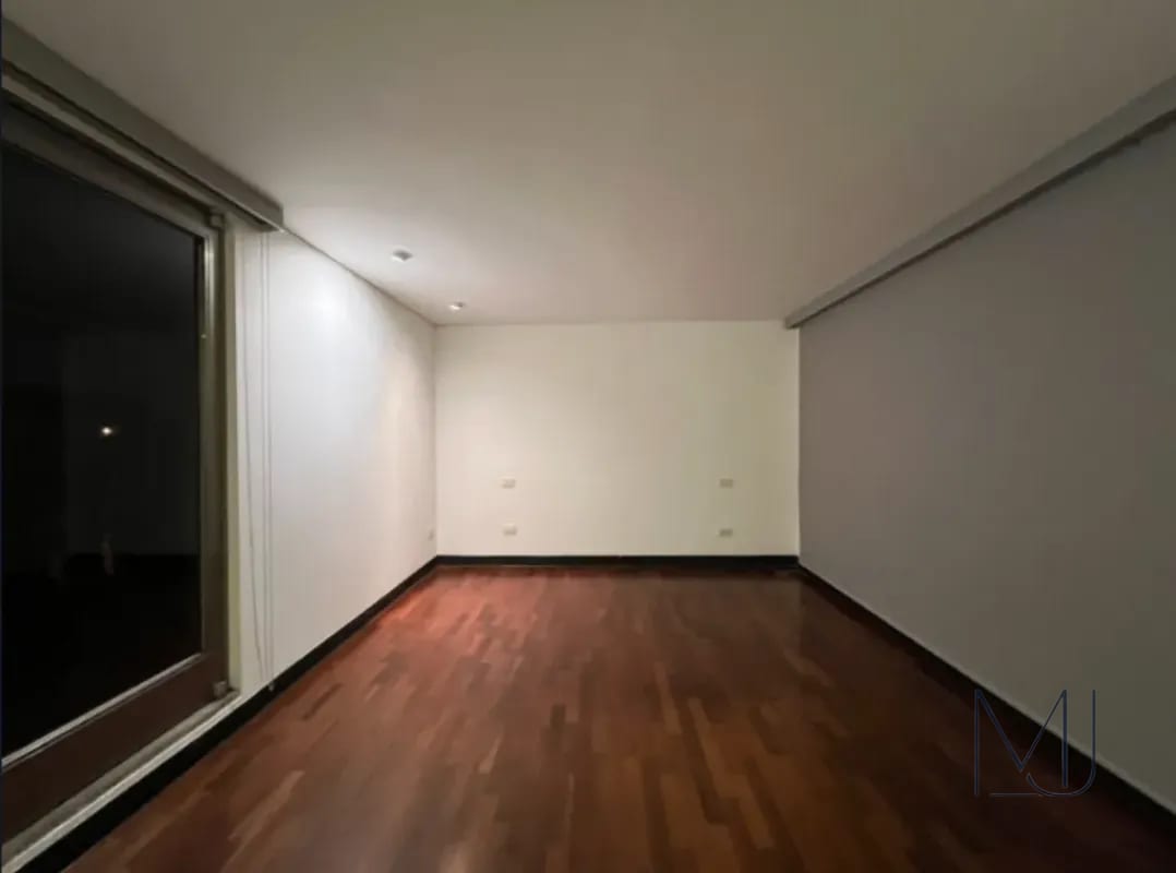 Apartamento en Alquiler | Colonia Oakland | Zona 10 | 2 terrazas amplias — Apartamento en Alquiler en Zona 10, Guatemala, Ciudad — foto 4 de 7