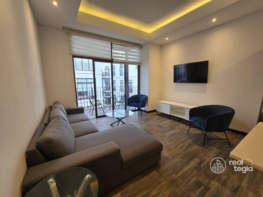 APARTAMENTO EN LIRIOS DE CAYALÁ ZONA 16 - 1