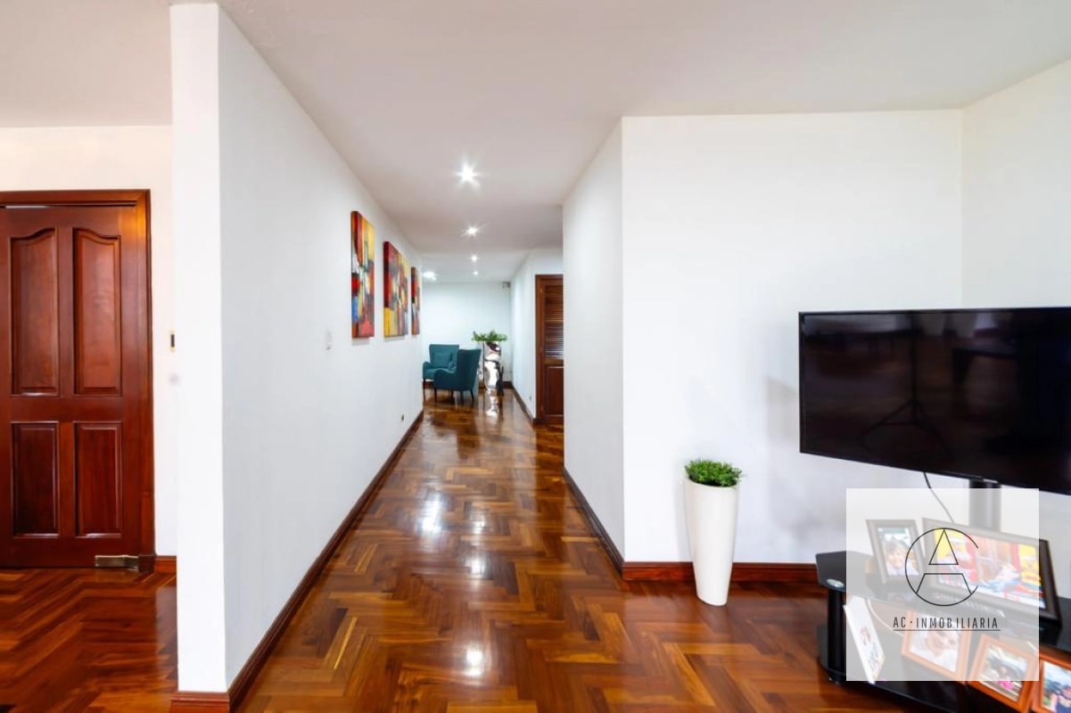 Apartamento en venta Villa Mayor, zona 14 - 6