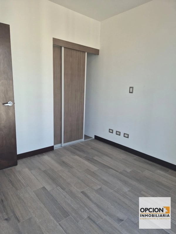 VENDO APARTAMENTO SAN ISIDRO 2021 TORRE 1 - 6