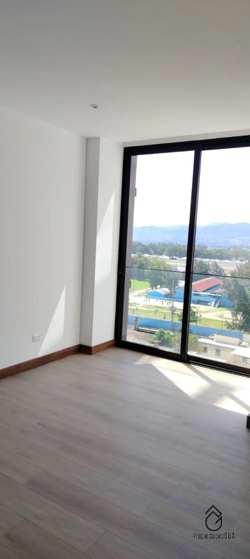 Apartamento en renta en zona 13 - 11