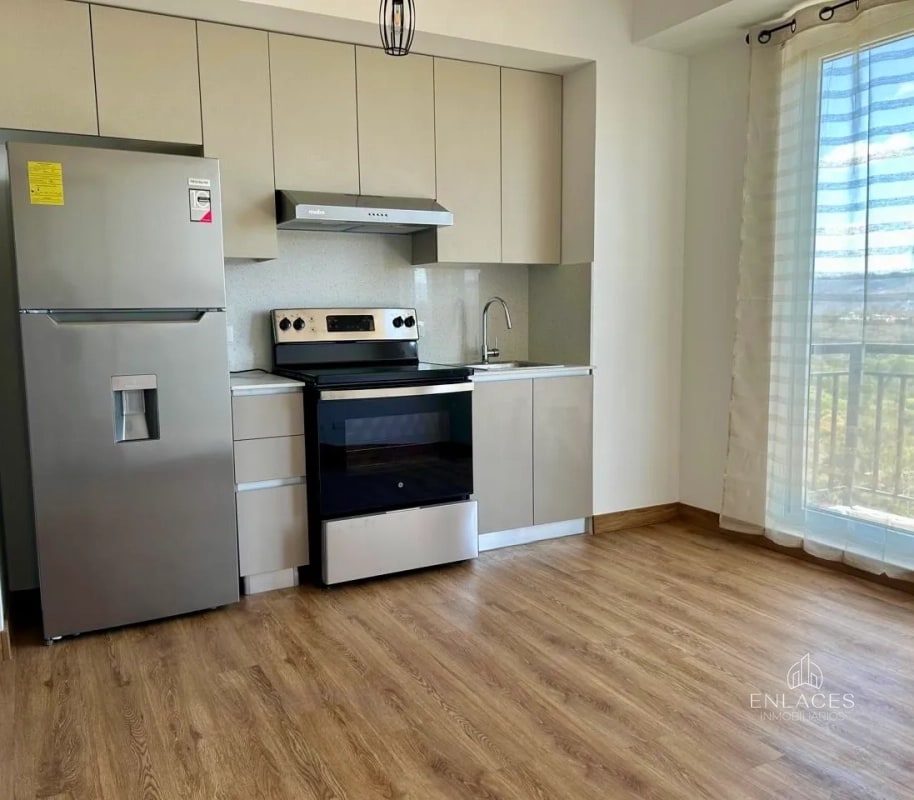 Zona 2 • Apartamento en Renta • Vertical El Zapote - 1