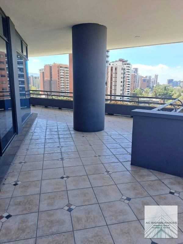 Lujoso apartamento en L Excellence zona 14 - 15