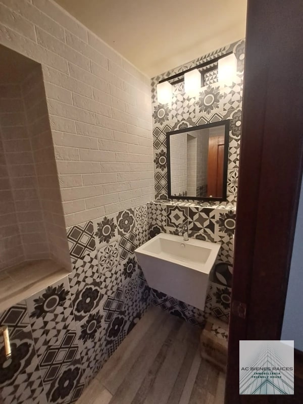 Lujoso apartamento en L Excellence zona 14 - 12