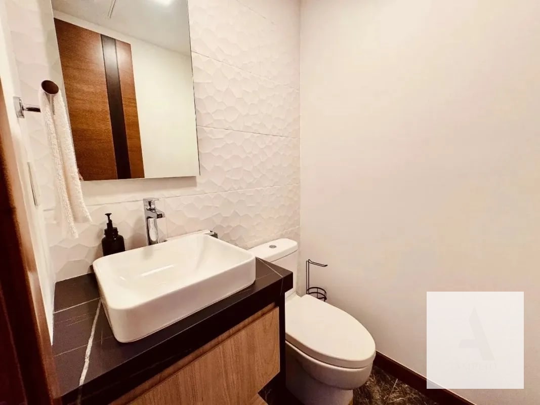 Moderno apartamento en el corazón de zona 10 - 14