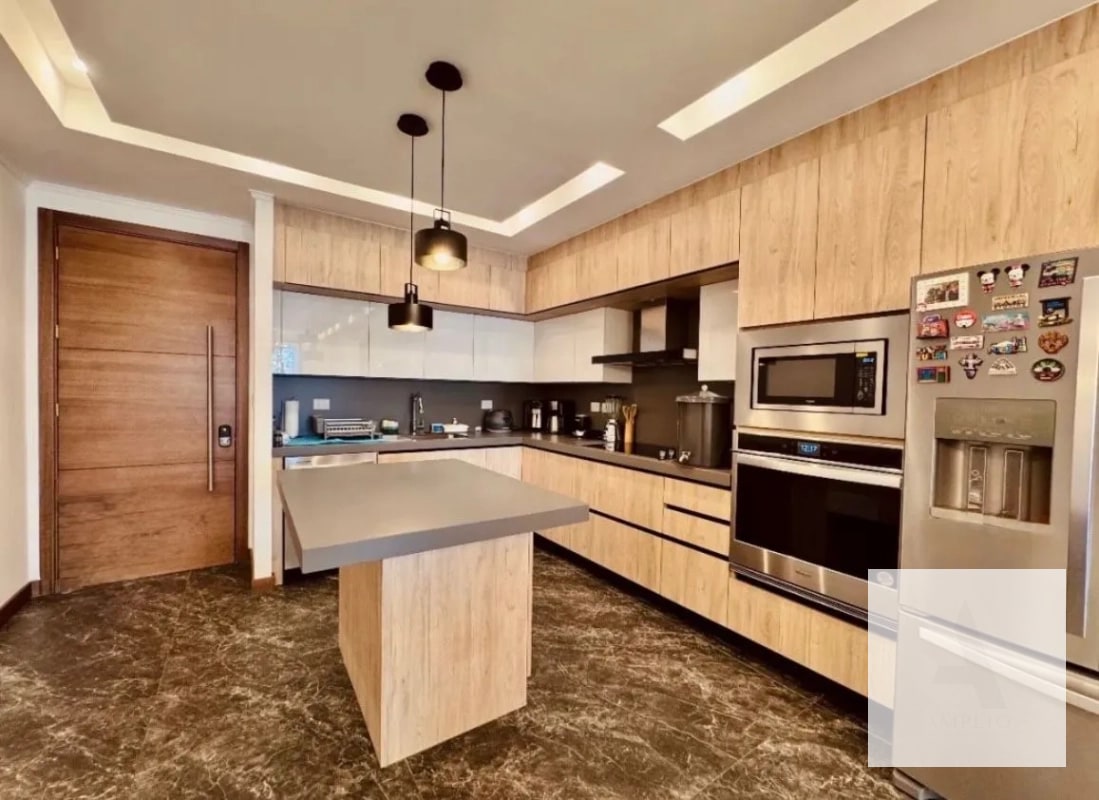 Moderno apartamento en renta en el corazón de zona 10 - 1