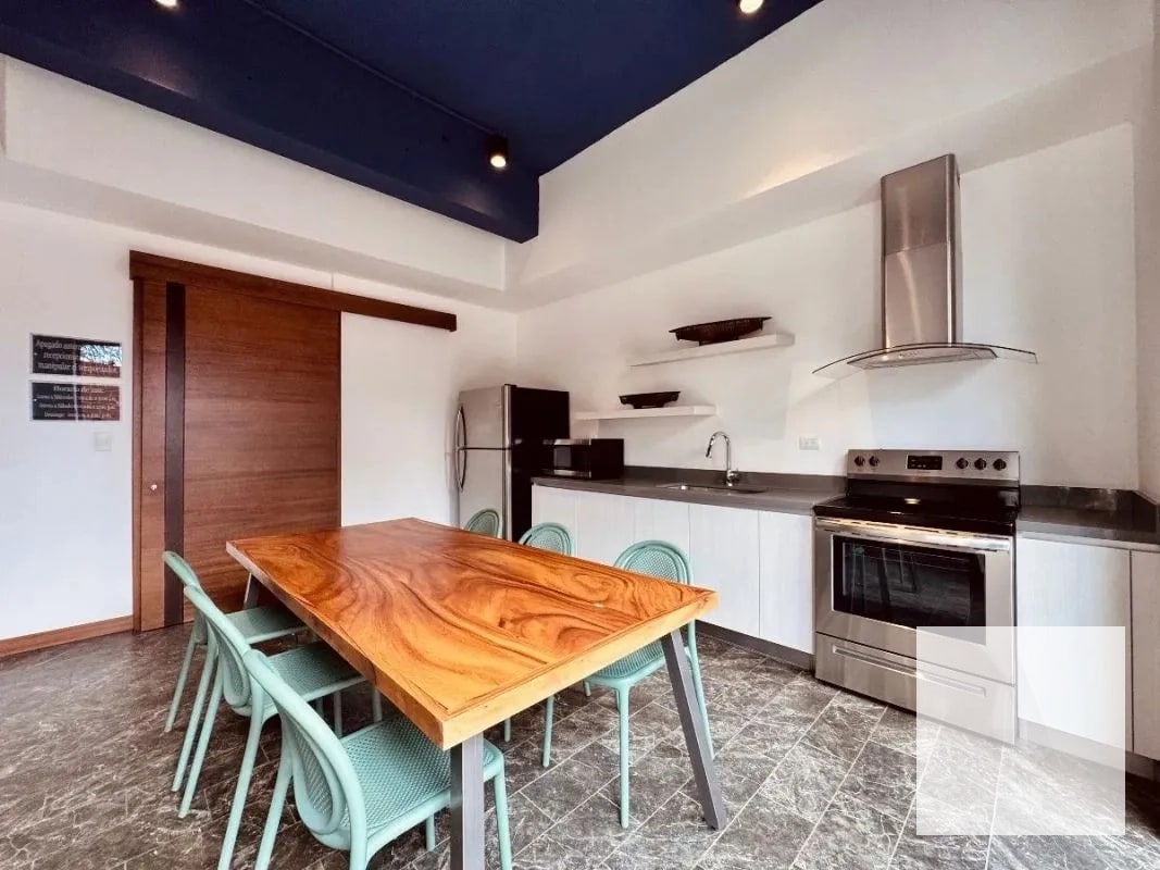 Moderno apartamento en renta en el corazón de zona 10 - 16