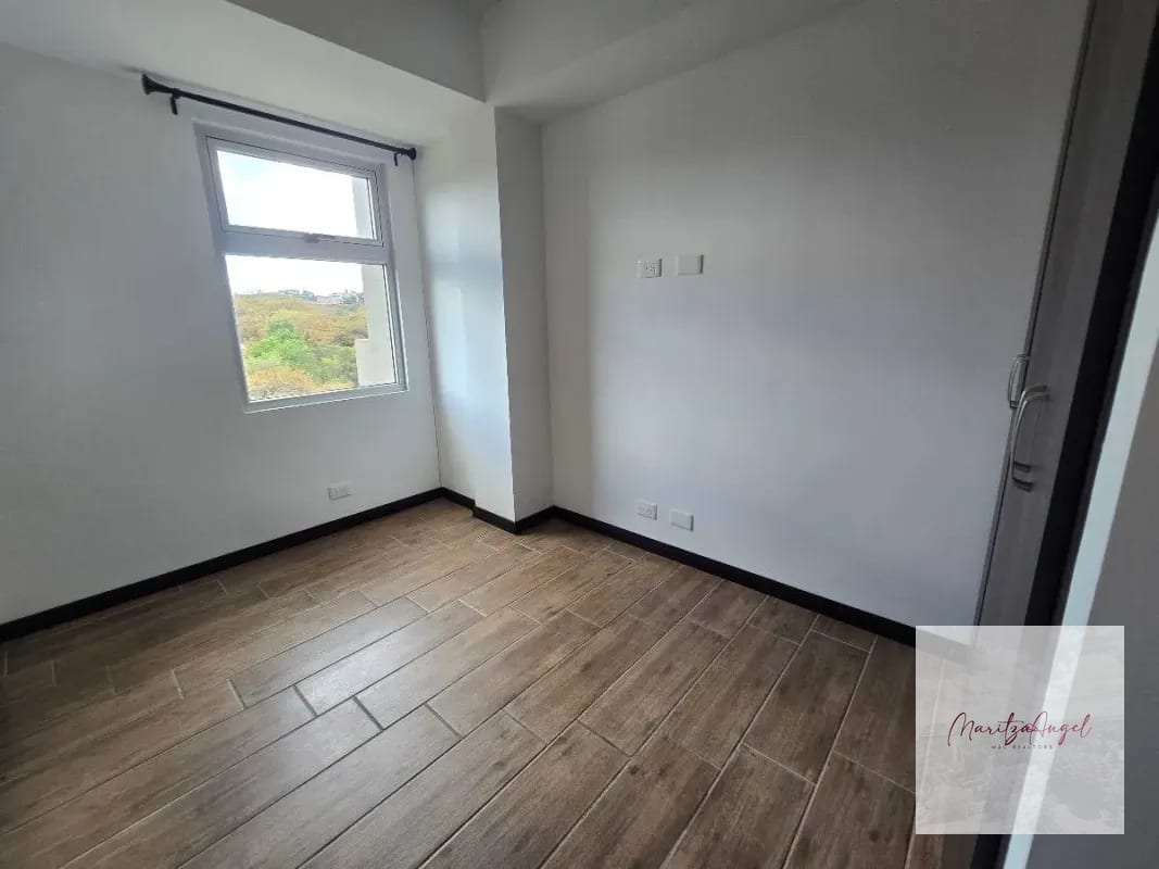 CONDADO EL NARANJO APARTAMENTO EN RENTA VR Q5.500 — Apartamento en Alquiler en Condado Naranjo, Zona 4 Mixco, Guatemala, Ciudad — foto 5 de 13