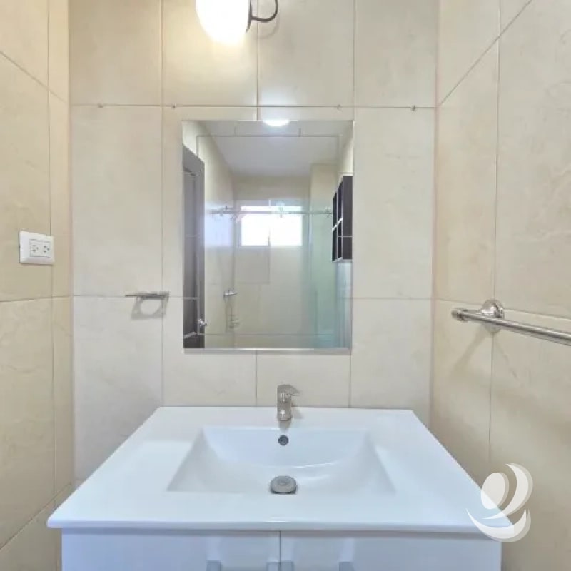 Apartamento en Renta Zona 11 Santa Maria de Las Charcas - 8