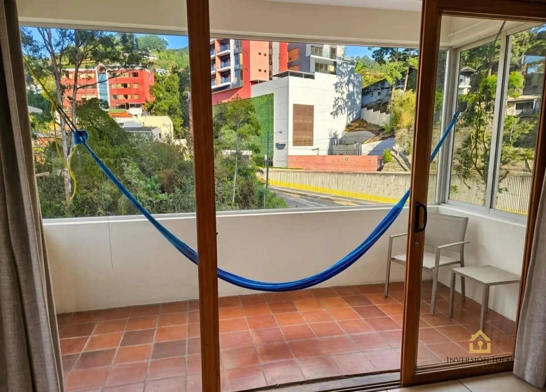 Apartamento en renta Equipado - $850 - Edificio Convista Z.15 - 1 Hab + Cuarto de Servicio - 4