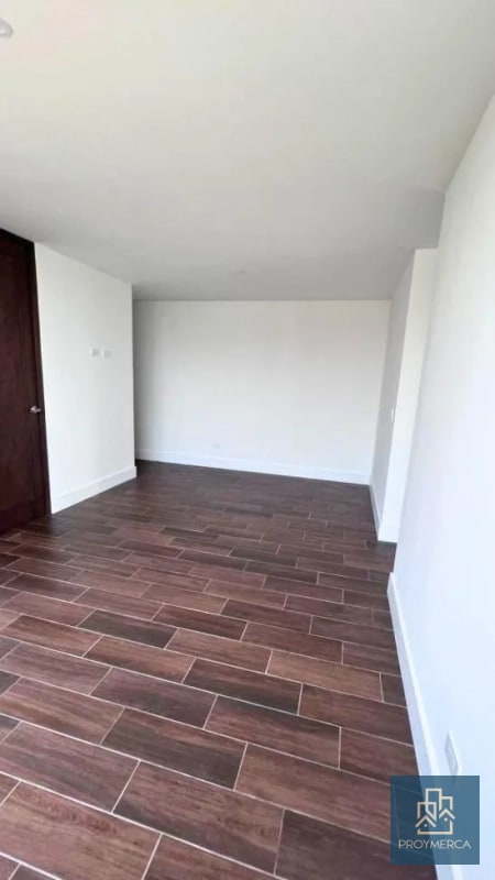 Apartamento en alquiler, Edificio Roselló, Zona 13 - 13