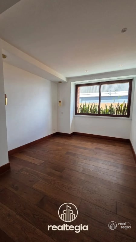 APARTAMENTO VISTA HERMOSA ZONA 15 - 10