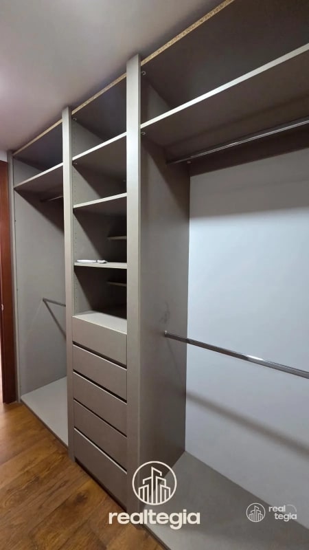 APARTAMENTO VISTA HERMOSA ZONA 15 - 5