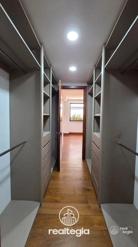 APARTAMENTO VISTA HERMOSA ZONA 15 - 4