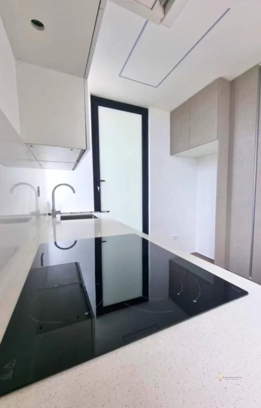 RENTA APARTAMENTO, ZONA 13 Edif. Roselló - 8