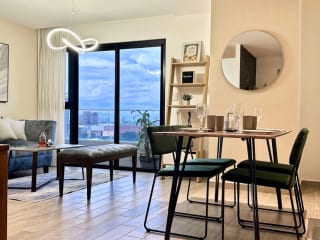 Amueblado y equipado / 3 dormitorios — Apartamento en Alquiler en Zona 10, Guatemala, Ciudad — miniatura 11 de 17