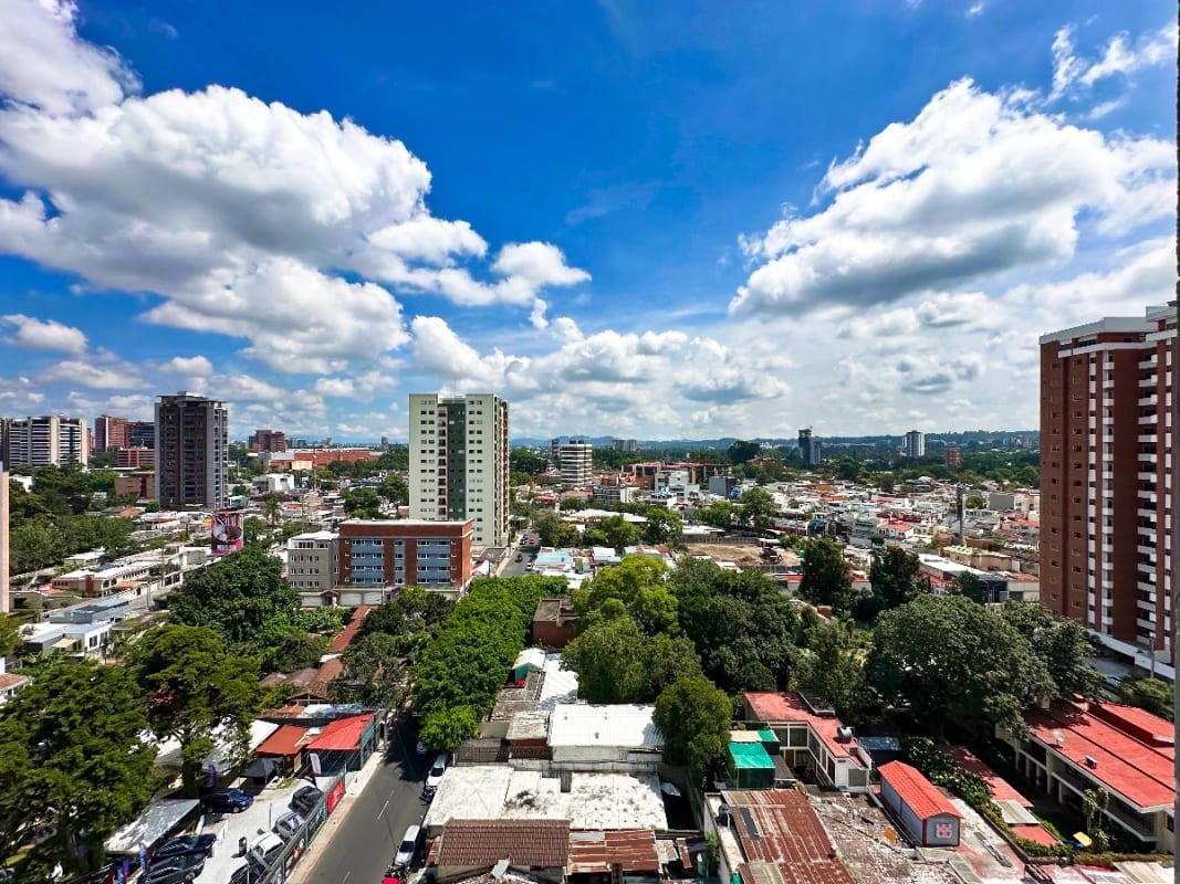 Amueblado y equipado / 3 dormitorios — Apartamento en Alquiler en Zona 10, Guatemala, Ciudad — foto 5 de 17