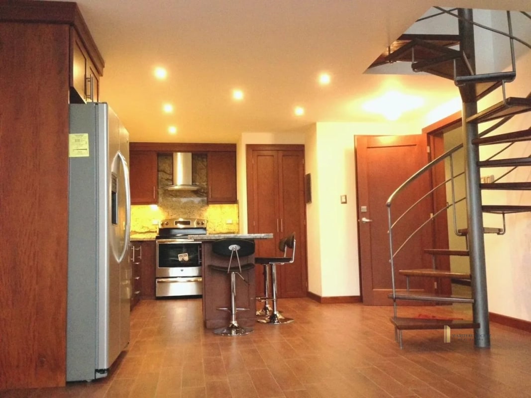 APARTAMENTO TIPO LOFT EN RENTA – Edificio Lindora, Zona 16 - 8