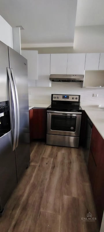 Zona 15 VHII • Apartamento en Renta • Edificio Taormina - 1