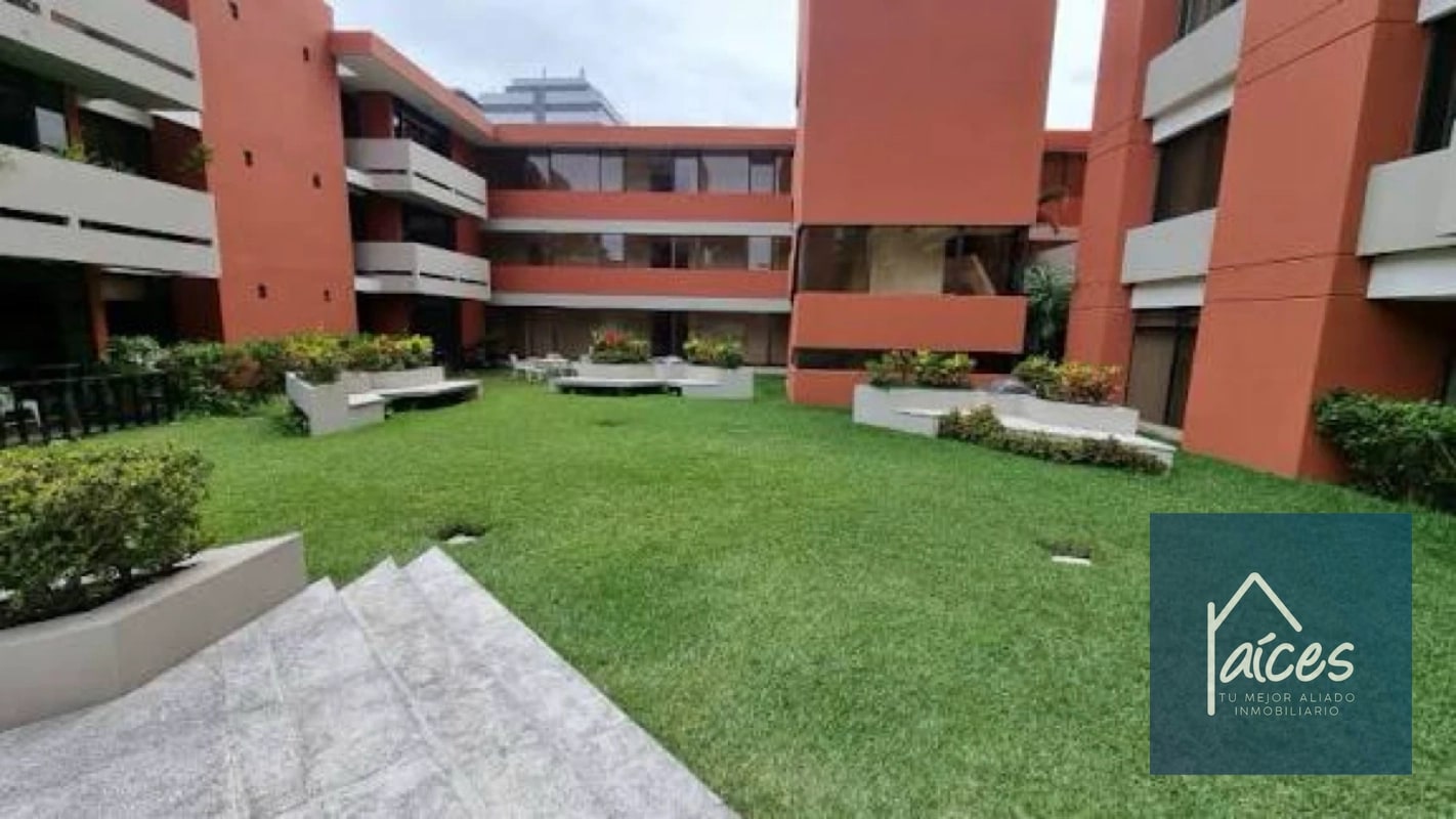 Townhouse/apto en venta VILLA REAL Zona 10 (D) - 3