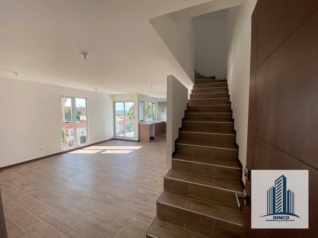Vendo Apartamento en Edificio Nuvo - El Naranjo - 5