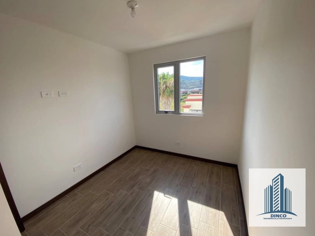 Vendo Apartamento en Edificio Nuvo - El Naranjo - 3