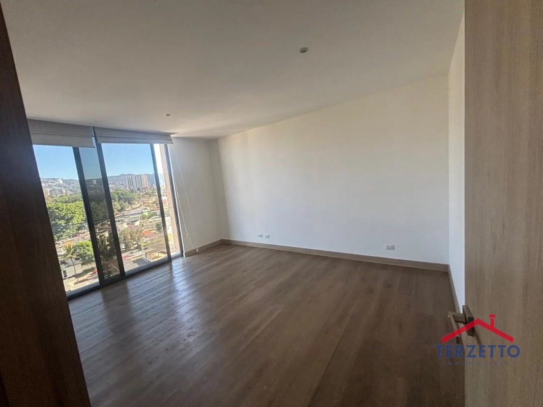 Apartamento Trivá Zona 15 - 1