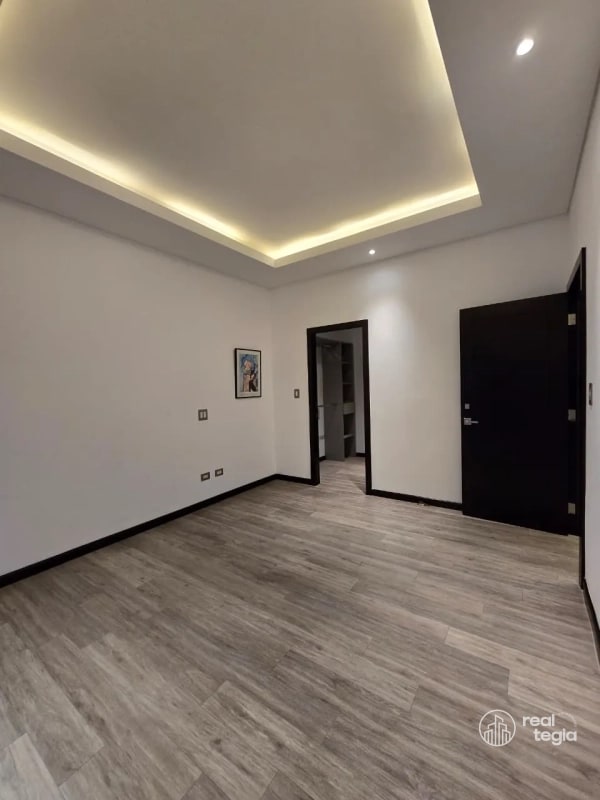 APARTAMENTO EN LIRIOS DE CAYALÁ ZONA 16 - 8
