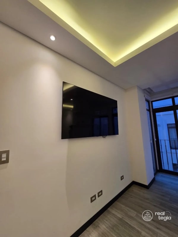 APARTAMENTO EN LIRIOS DE CAYALÁ ZONA 16 - 4