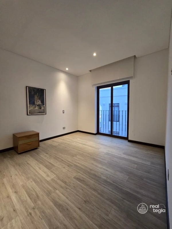 APARTAMENTO EN LIRIOS DE CAYALÁ ZONA 16 - 3