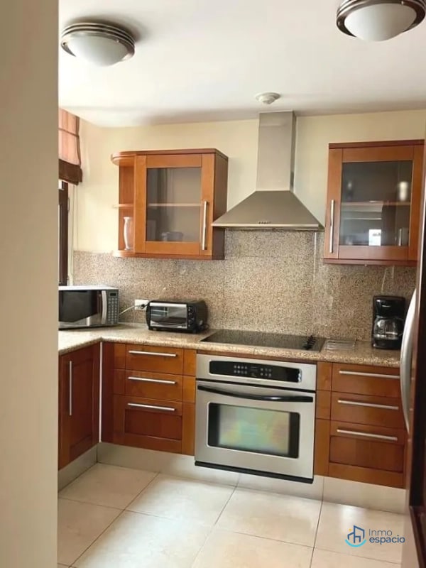 Apartamento en Alquiler – Casa Rialto, Zona 14 - 17