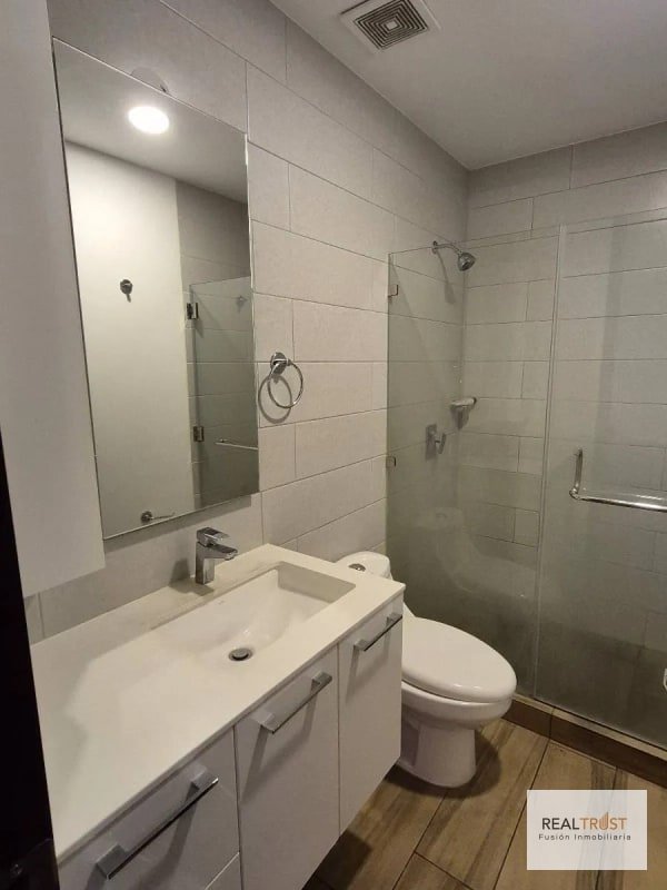 RENTO MODERNO APARTAMENTO AMUEBLADO EN ZONA 15, SECTOR DEL PARQUE, VISTA HERMOSA 1 - 2