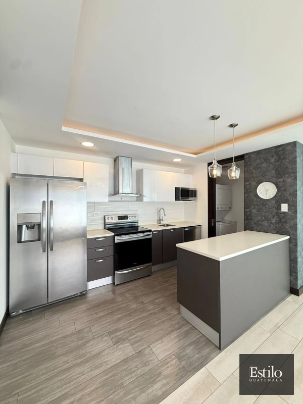 APARTAMENTO EN VENTA ZONA 15 - 10