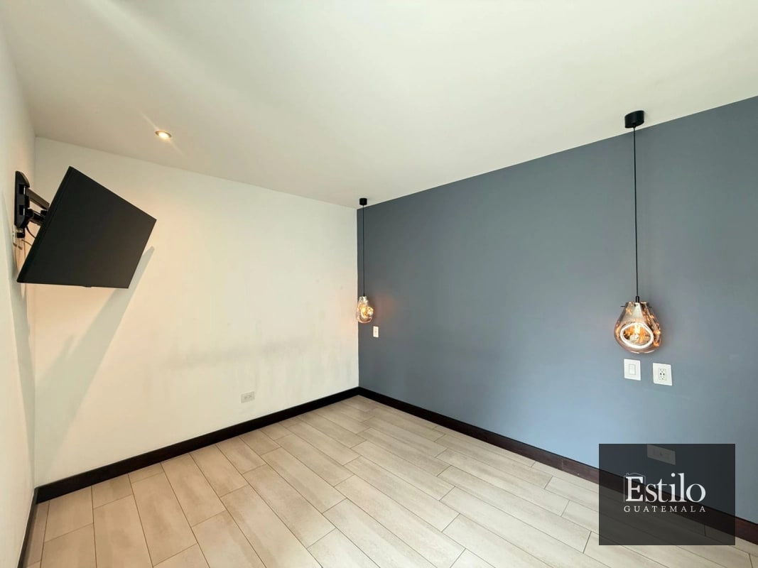 APARTAMENTO EN VENTA ZONA 15 - 5