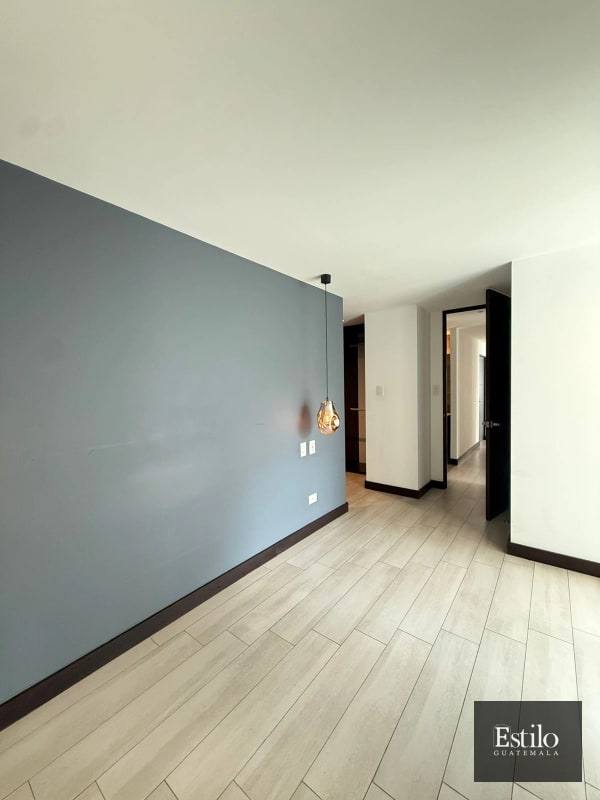 APARTAMENTO EN VENTA ZONA 15 - 4