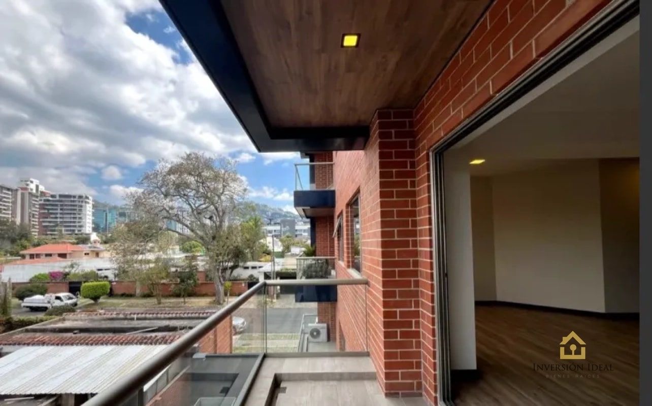 Apartamento en Renta - $1,225 | Edificio Taormina Z.15 | 1 Habitación + Bodega + Amenidades Top - 11