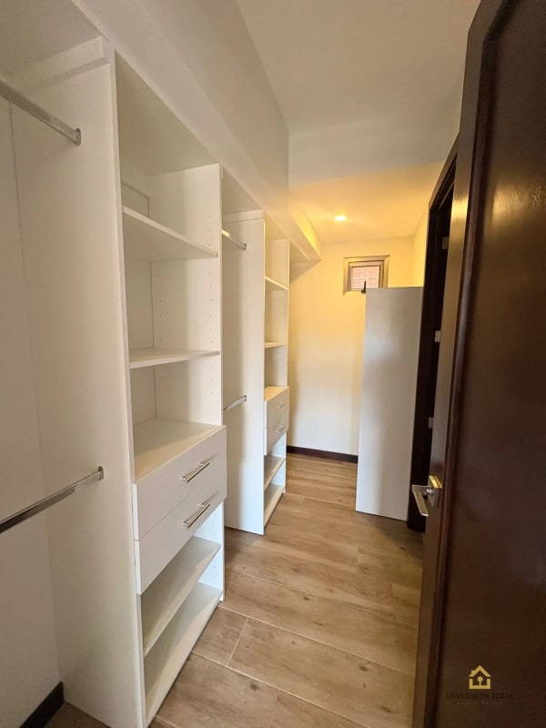 Apartamento en Renta - $1,225 | Edificio Taormina Z.15 | 1 Habitación + Bodega + Amenidades Top - 4