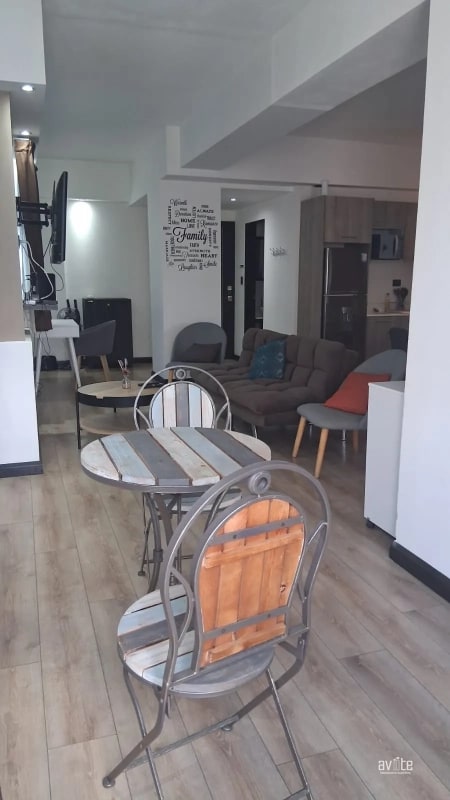 CENTRO VIVO, Zona 1.    Apartamento amplio  $135,000 - 5