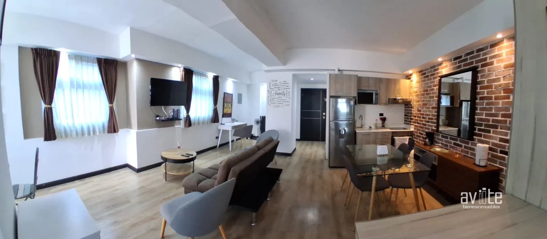 CENTRO VIVO, Zona 1. Apartamento amplio $135,000 - 4