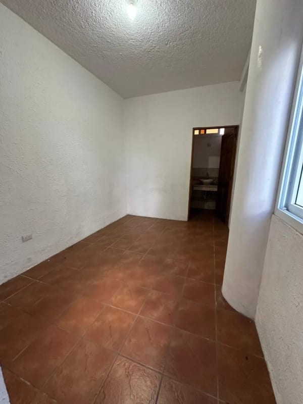 Apartamento en renta| Lomas del Bosque | Zona 11 de Mixco — Apartamento en Alquiler en Zona 11 Mixco, Guatemala, Ciudad — foto 8 de 11